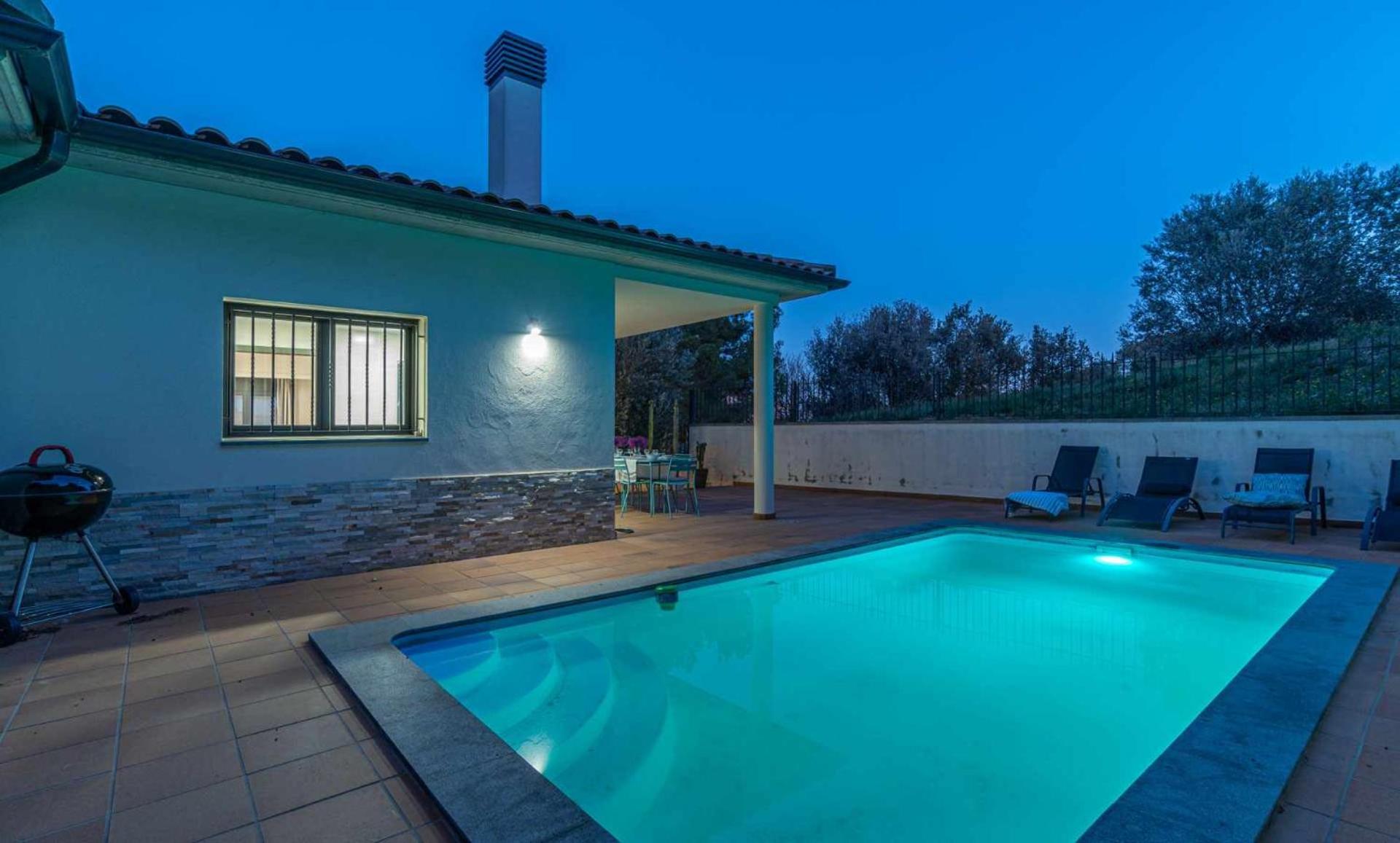 Jouvacations Villa Domenec Figueres  Exteriör bild