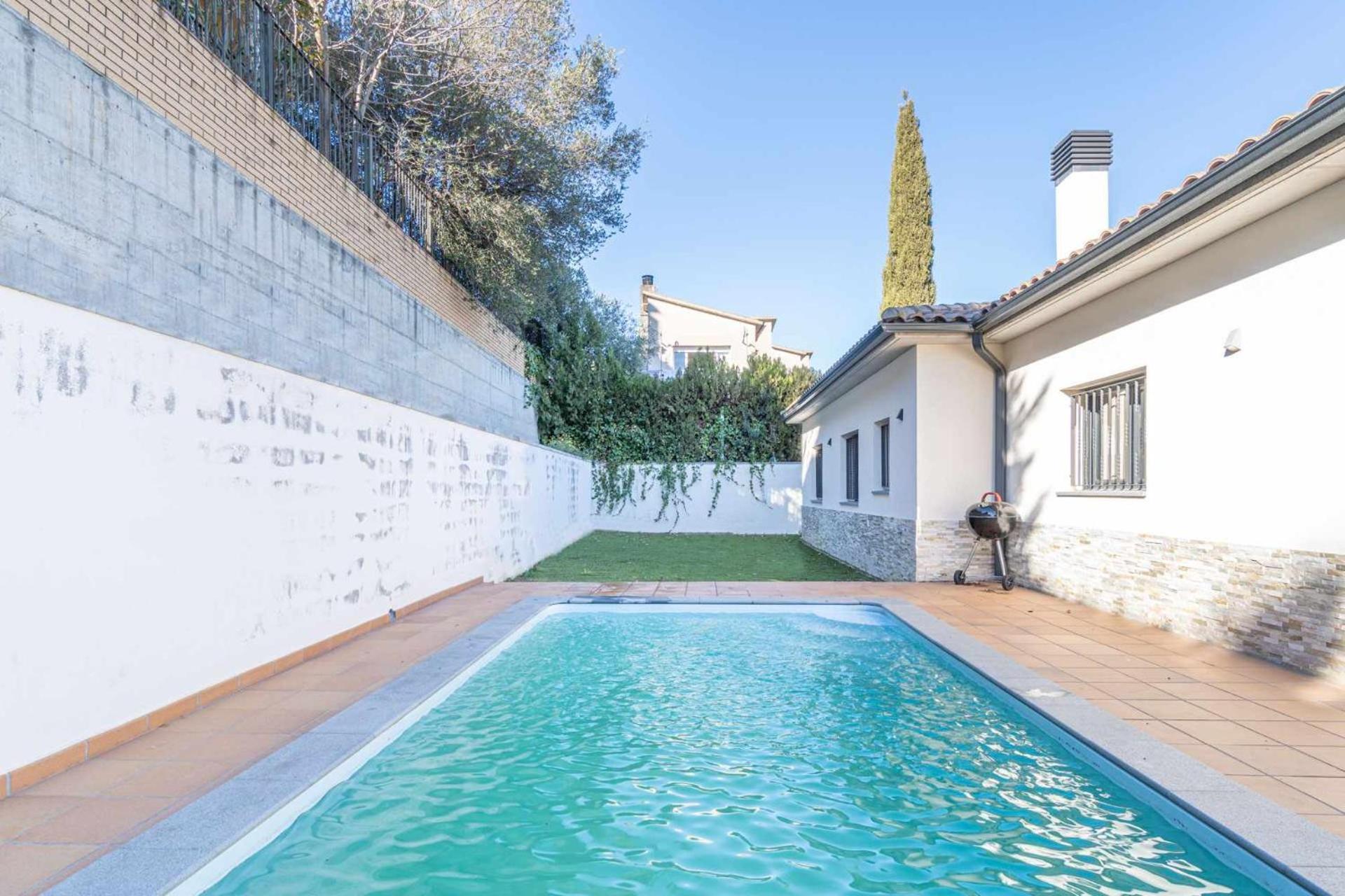 Jouvacations Villa Domenec Figueres  Exteriör bild